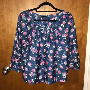 American Eagle Floral shirt